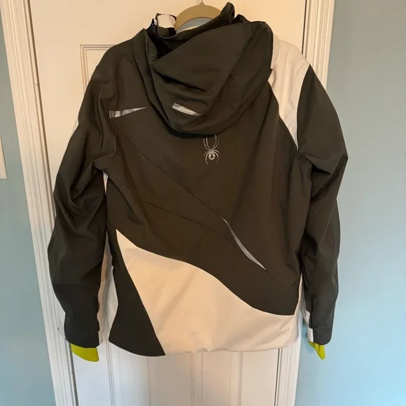 Spyder Men's Black and White Ski Jacket - Picture 5 of 12